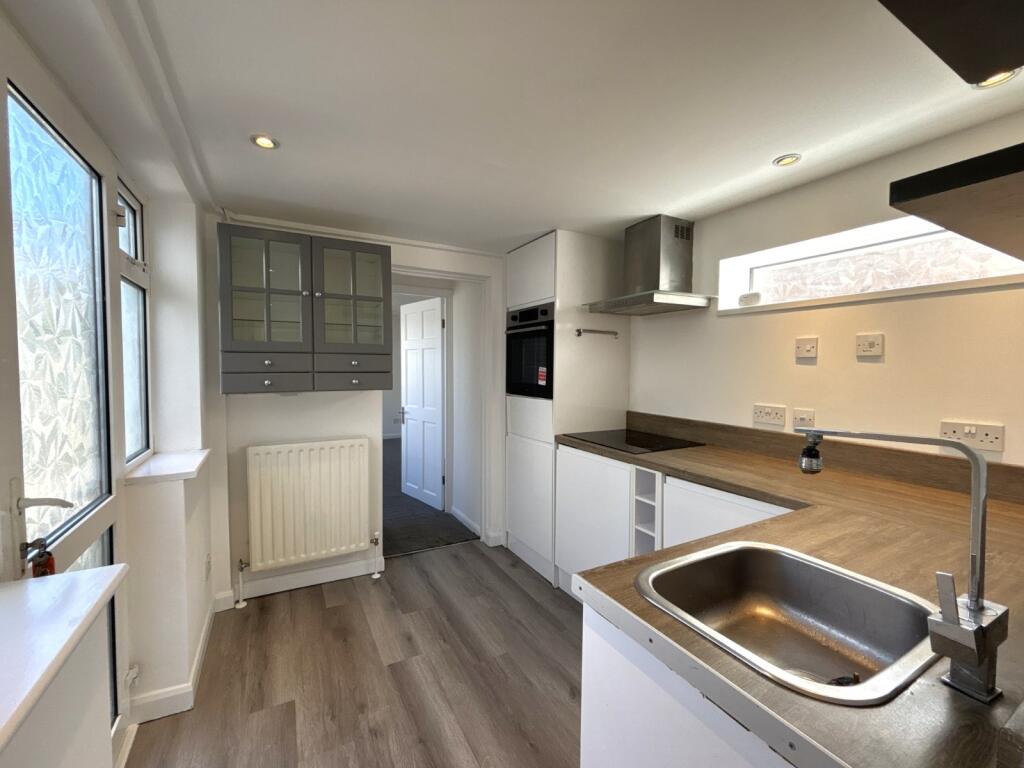 1 bed Annexe for rent in Stanwell. From Oasis Estate Agents - Staines-upon-Thames