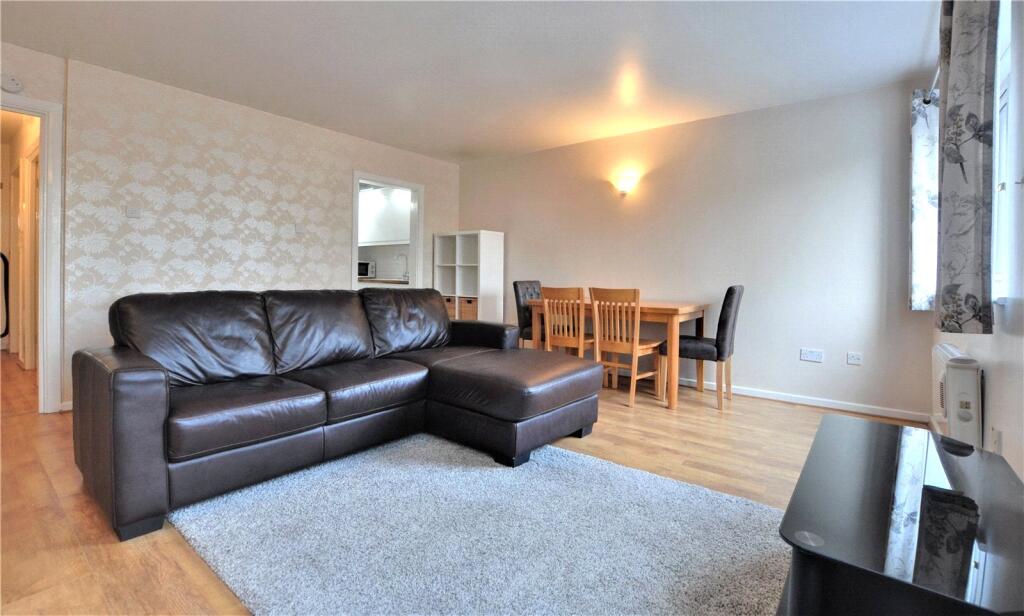 1 bed Apartment for rent in Staines-upon-Thames. From Oasis Estate Agents - Staines-upon-Thames 1 bed Apartment for rent in Staines-upon-Thames. From Oasis Estate Agents - Staines-upon-Thames