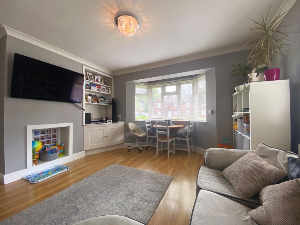 2 bed Annexe for rent in Laleham. From Oasis Estate Agents - Staines-upon-Thames