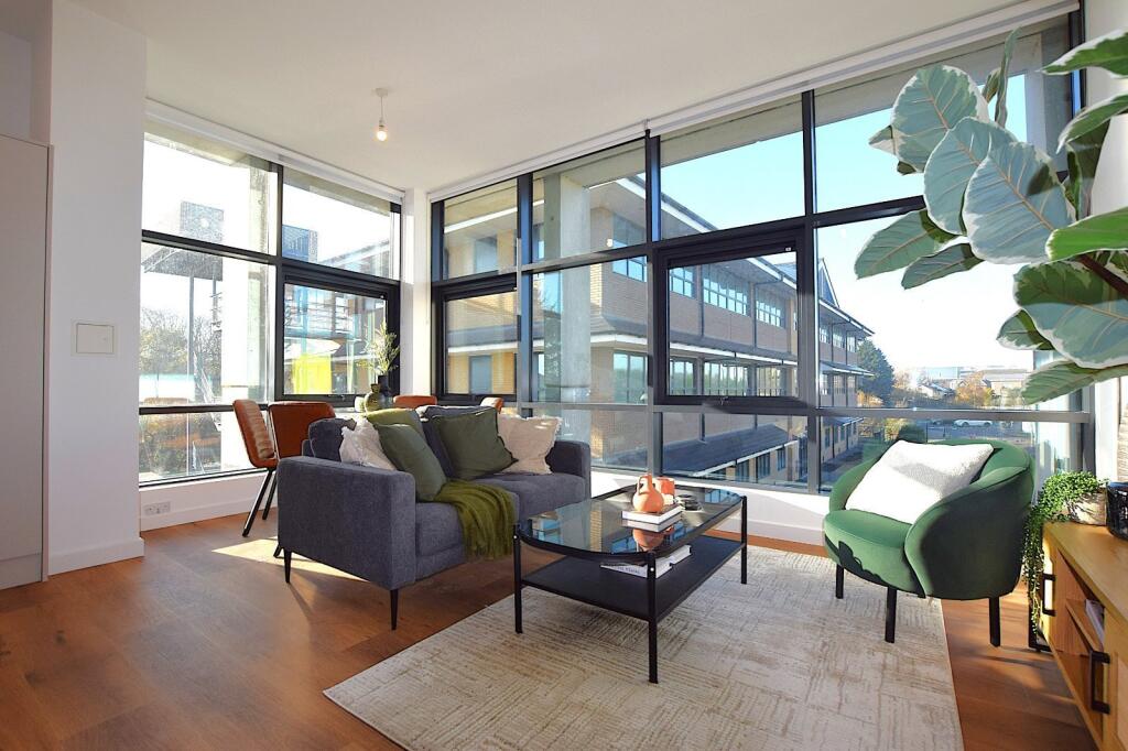 1 bed Apartment for rent in Staines-upon-Thames. From Oasis Estate Agents - Staines-upon-Thames 1 bed Apartment for rent in Staines-upon-Thames. From Oasis Estate Agents - Staines-upon-Thames