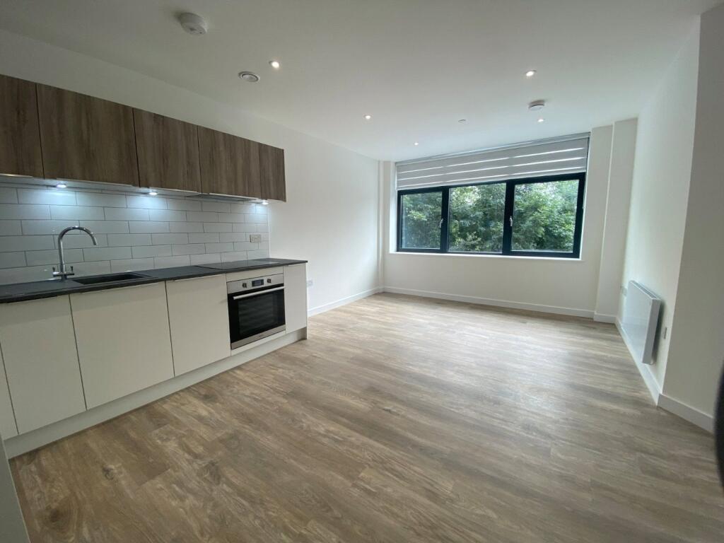 1 bed Apartment for rent in Staines-upon-Thames. From Oasis Estate Agents - Staines-upon-Thames