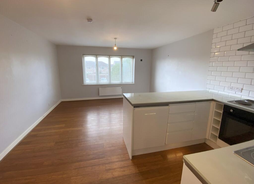 1 bed Apartment for rent in Ashford. From Oasis Estate Agents - Staines-upon-Thames