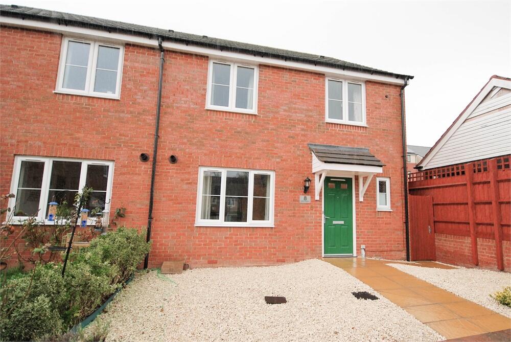 4 bed Semi-Detached House for rent in Rugby. From Brown & Cockerill Property Services - Rugby