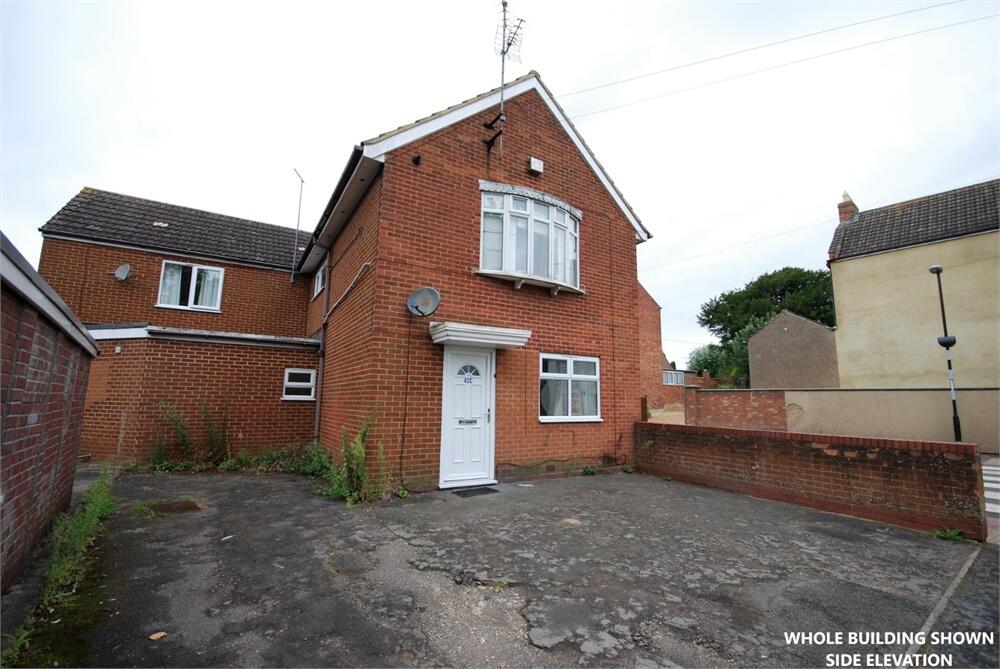 2 bed House (unspecified) for rent in Long Buckby. From Brown & Cockerill Estate Agents - Rugby