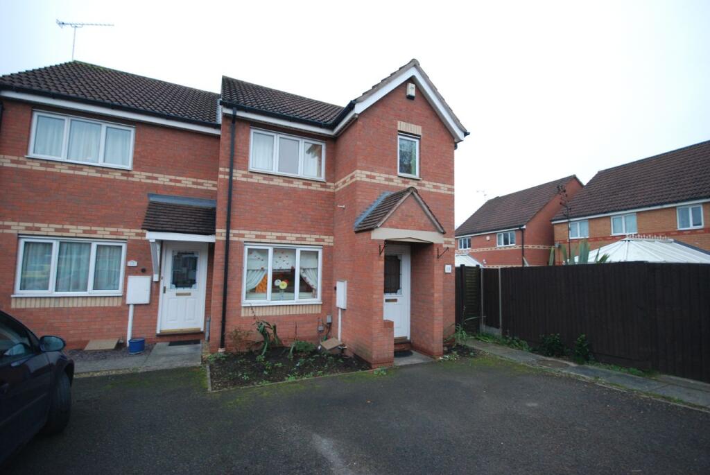 3 bed Semi Detached for rent in Rugby. From Brown & Cockerill Estate Agents - Rugby 3 bed Semi Detached for rent in Rugby. From Brown & Cockerill Estate Agents - Rugby