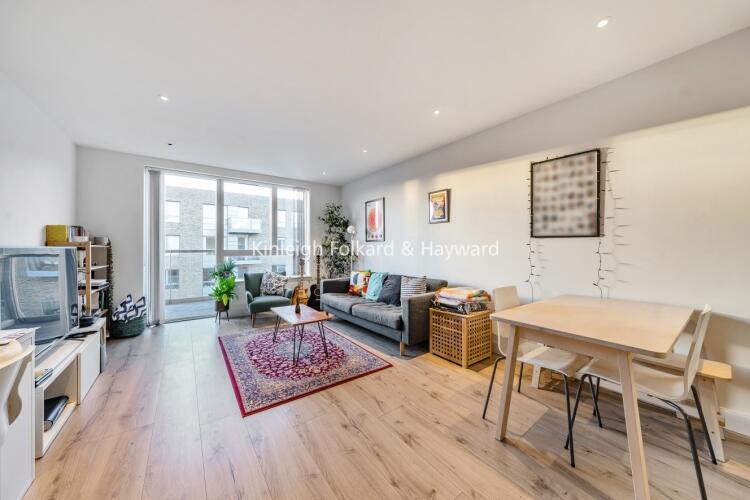 1 bed Apartment for rent in Hornsey. From Kinleigh Folkard & Hayward