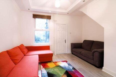 1 bed 1st Floor Flat for rent in London. From Kinleigh Folkard & Hayward - Sales - Crouch End