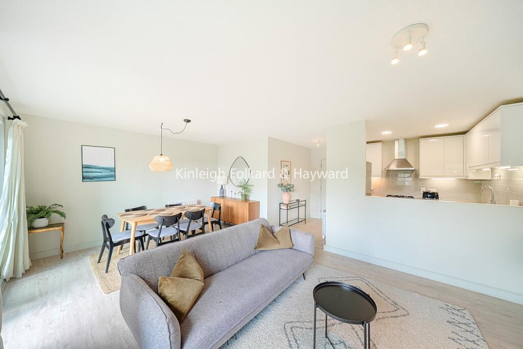 2 bed 1st Floor Flat for rent in Hornsey. From Kinleigh Folkard & Hayward - Sales - Crouch End 2 bed 1st Floor Flat for rent in Hornsey. From Kinleigh Folkard & Hayward - Sales - Crouch End