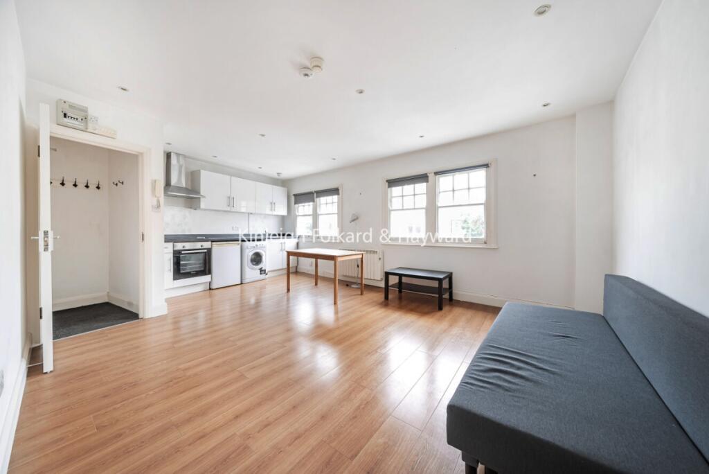 1 bed 1st Floor Flat for rent in Hornsey. From Kinleigh Folkard & Hayward - Sales - Crouch End