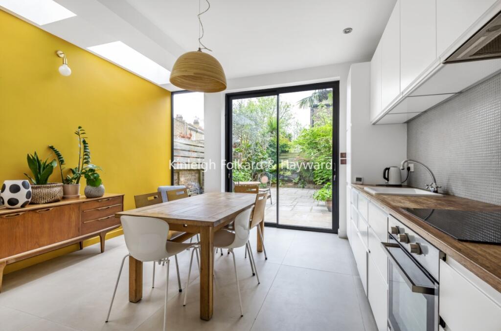 3 bed Detached for rent in London. From Kinleigh Folkard & Hayward - Sales - Crouch End 3 bed Detached for rent in London. From Kinleigh Folkard & Hayward - Sales - Crouch End