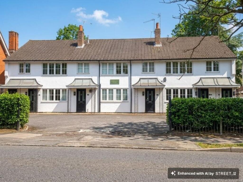 2 bed 1st Floor Flat for rent in Beaconsfield. From Ashington Page - Beaconsfield 2 bed 1st Floor Flat for rent in Beaconsfield. From Ashington Page - Beaconsfield