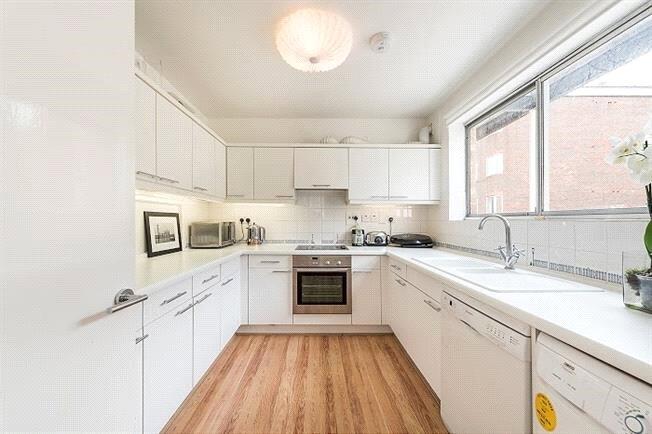 3 bed Mid Terraced House for rent in London. From Aston Chase - London