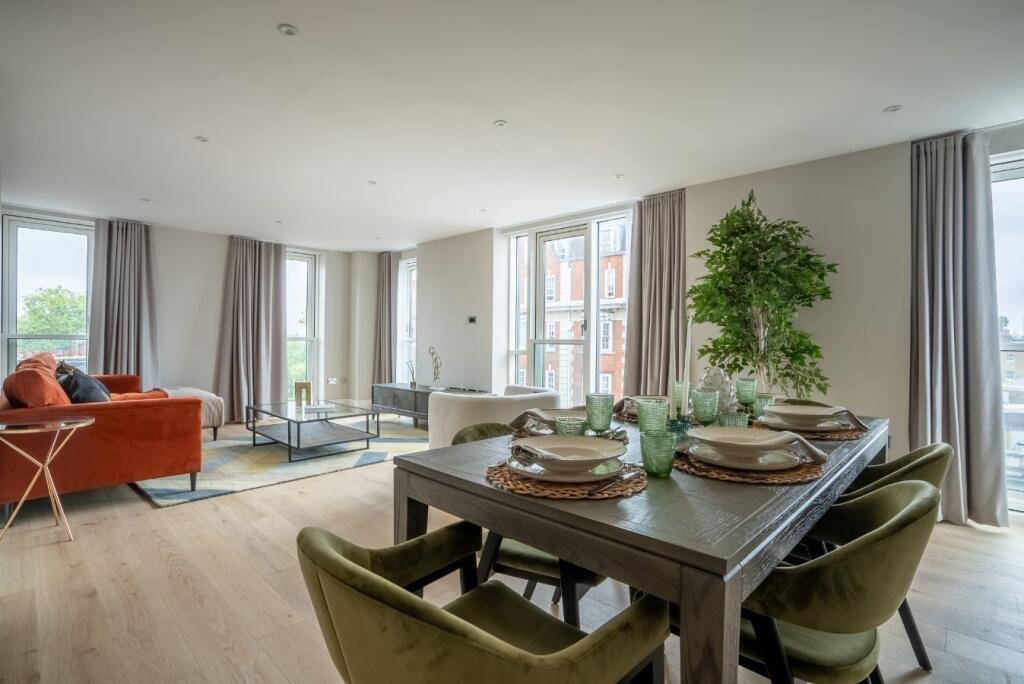 3 bed Apartment for rent in London. From Aston Chase - London