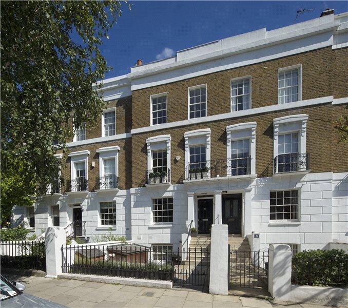 4 bed Detached for rent in London. From Aston Chase - London