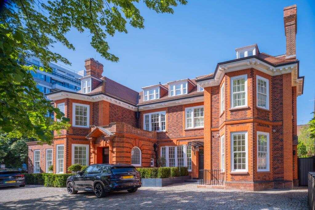 3 bed Apartment for rent in Camden Town. From Aston Chase - London