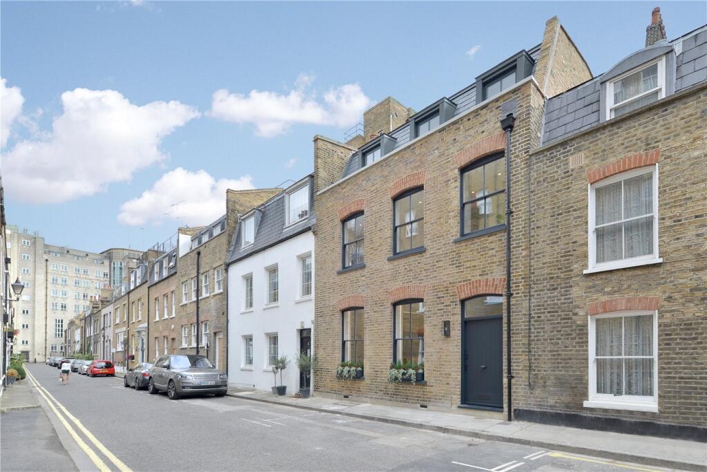 4 bed Mews for rent in London. From Aston Chase - London 4 bed Mews for rent in London. From Aston Chase - London