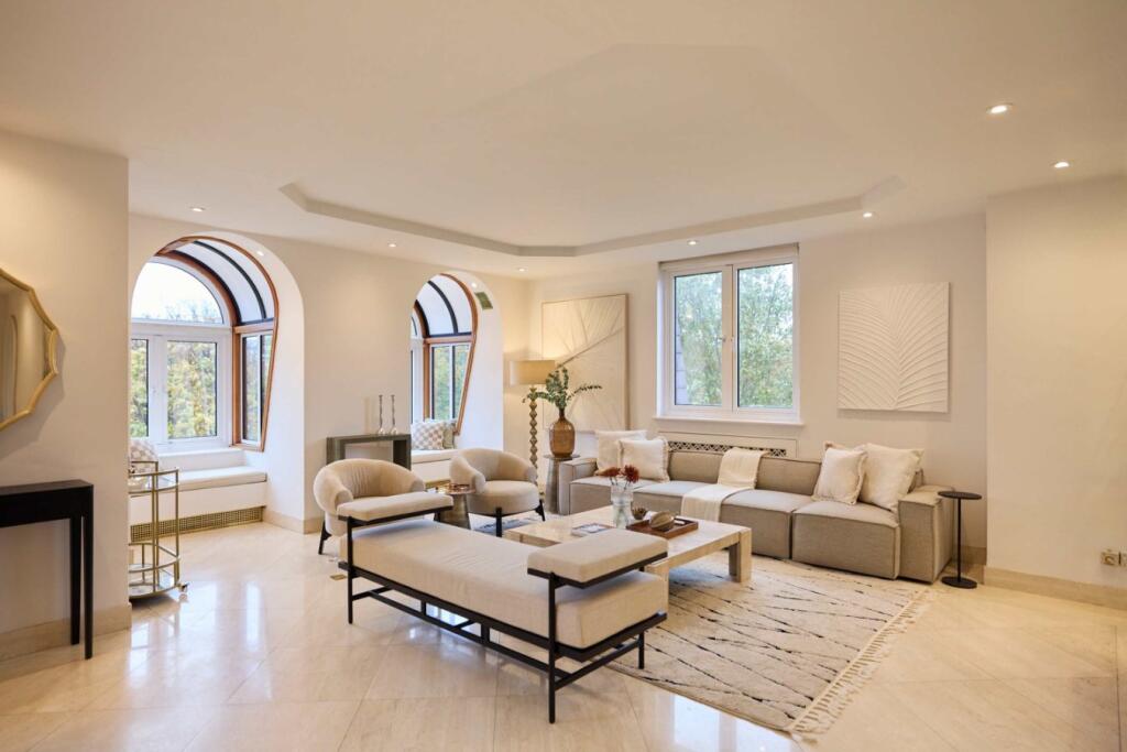 3 bed Penthouse for rent in London. From Aston Chase - London