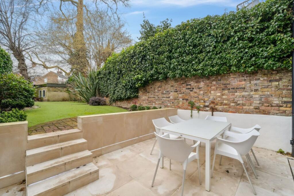 5 bed Mid Terraced House for rent in Hampstead. From Aston Chase - London 5 bed Mid Terraced House for rent in Hampstead. From Aston Chase - London