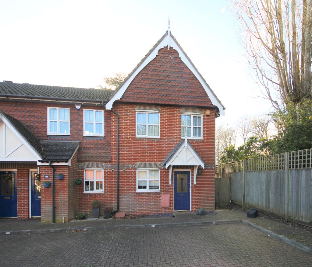 3 bed End of Terrace for rent in Orpington. From Allen Heritage - Shirley