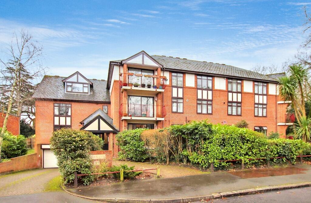 1 bed 1st Floor Flat for rent in Keston Mark. From Allen Heritage - Shirley