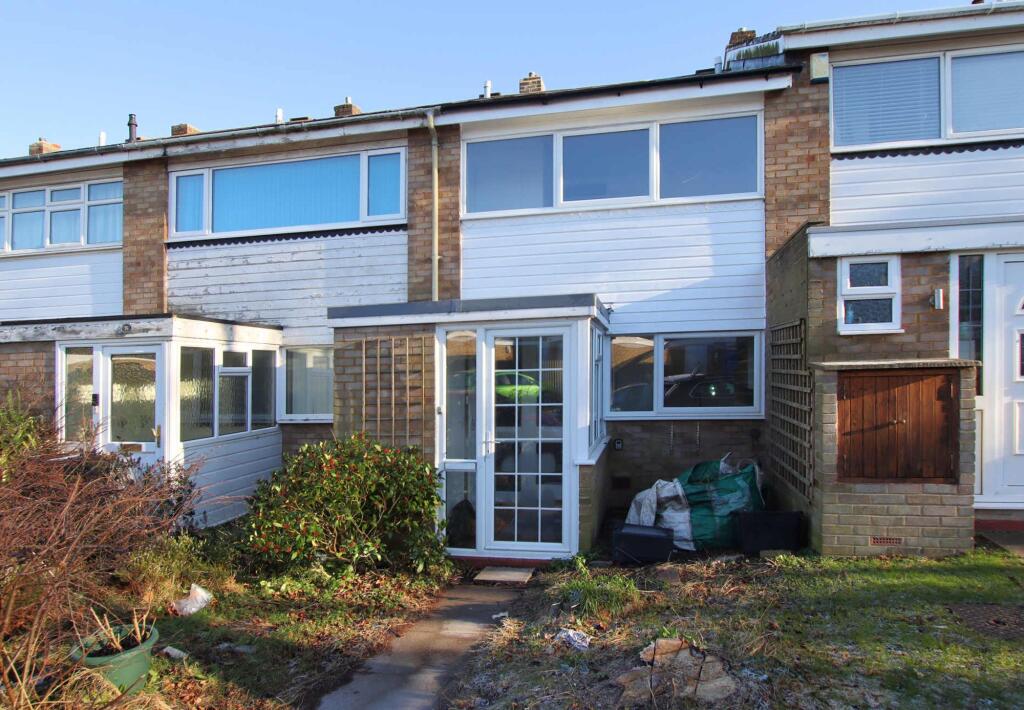 2 bed Mid Terraced House for rent in Crofton. From Allen Heritage - Shirley 2 bed Mid Terraced House for rent in Crofton. From Allen Heritage - Shirley