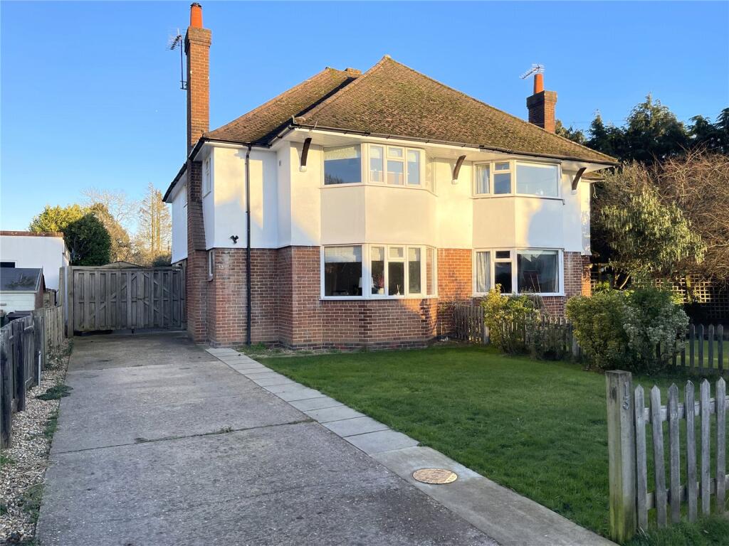 4 bed Semi Detached for rent in Pachesham Park. From Bourne Estate Agents - Cobham