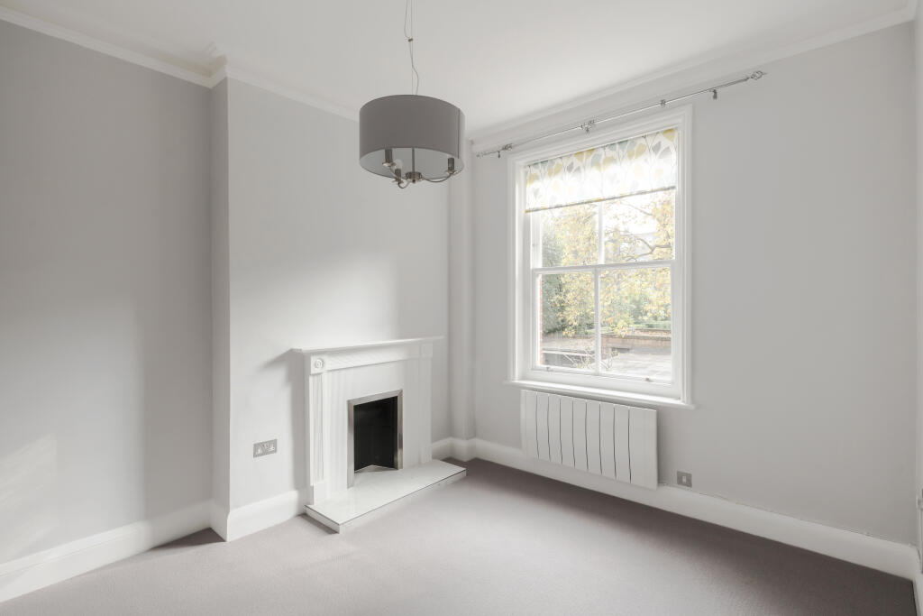 2 bed 1st Floor Flat for rent in Chelsea. From Chapeltons - London 2 bed 1st Floor Flat for rent in Chelsea. From Chapeltons - London