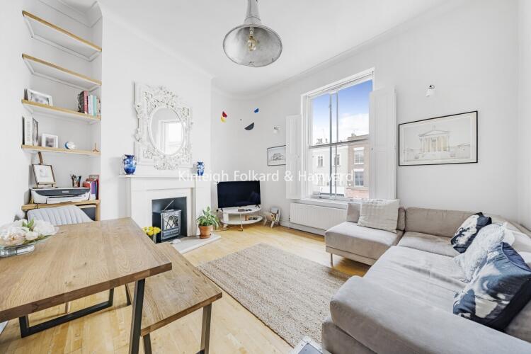 2 bed Flat for rent in Islington. From Kinleigh Folkard & Hayward