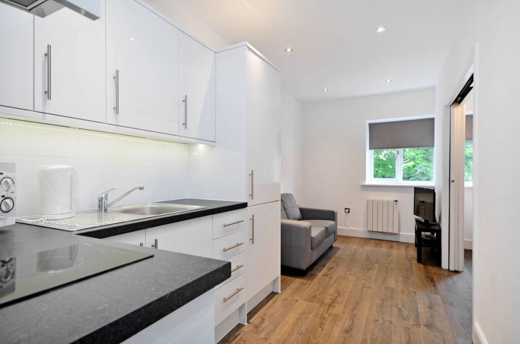 1 bed Flat for rent in Stoke Newington. From Kinleigh Folkard & Hayward