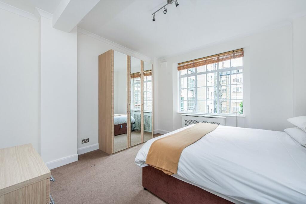 2 bed 1st Floor Flat for rent in London. From Kinleigh Folkard & Hayward