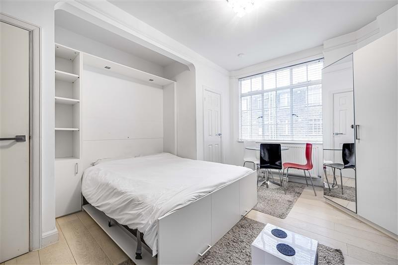 0 bed 1st Floor Flat for rent in Camden Town. From Kinleigh Folkard & Hayward