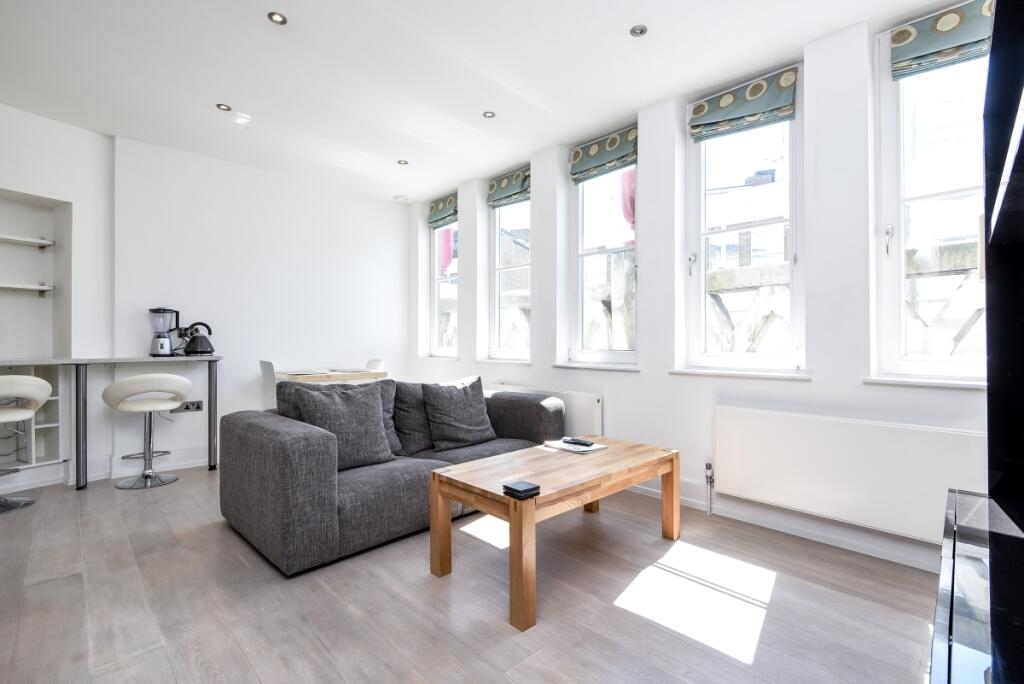 2 bed 1st Floor Flat for rent in London. From Kinleigh Folkard & Hayward 2 bed 1st Floor Flat for rent in London. From Kinleigh Folkard & Hayward