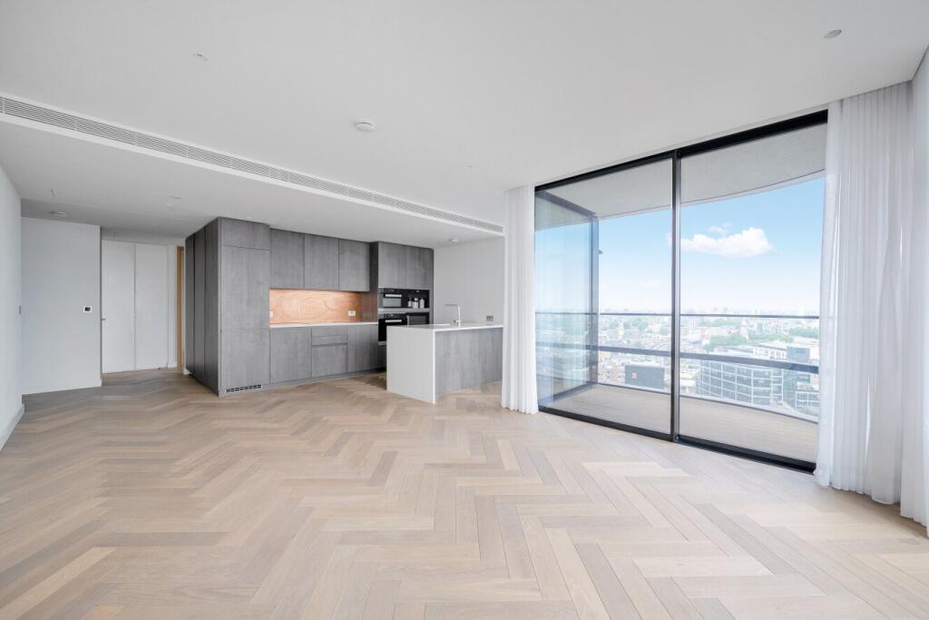 2 bed 1st Floor Flat for rent in London. From Kinleigh Folkard & Hayward