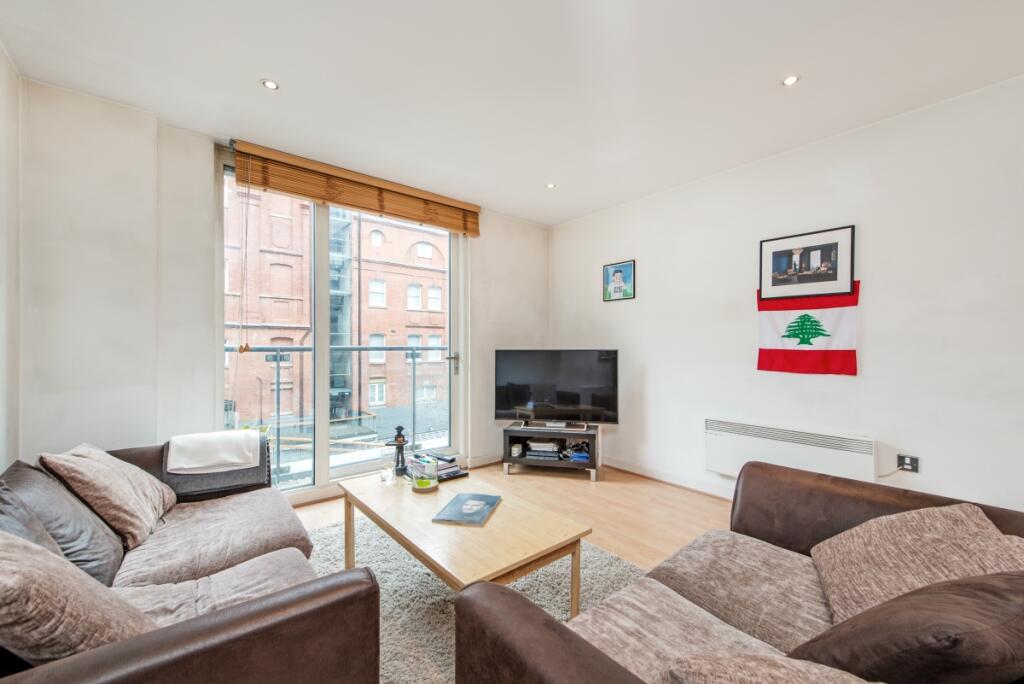 2 bed 1st Floor Flat for rent in London. From Kinleigh Folkard & Hayward 2 bed 1st Floor Flat for rent in London. From Kinleigh Folkard & Hayward