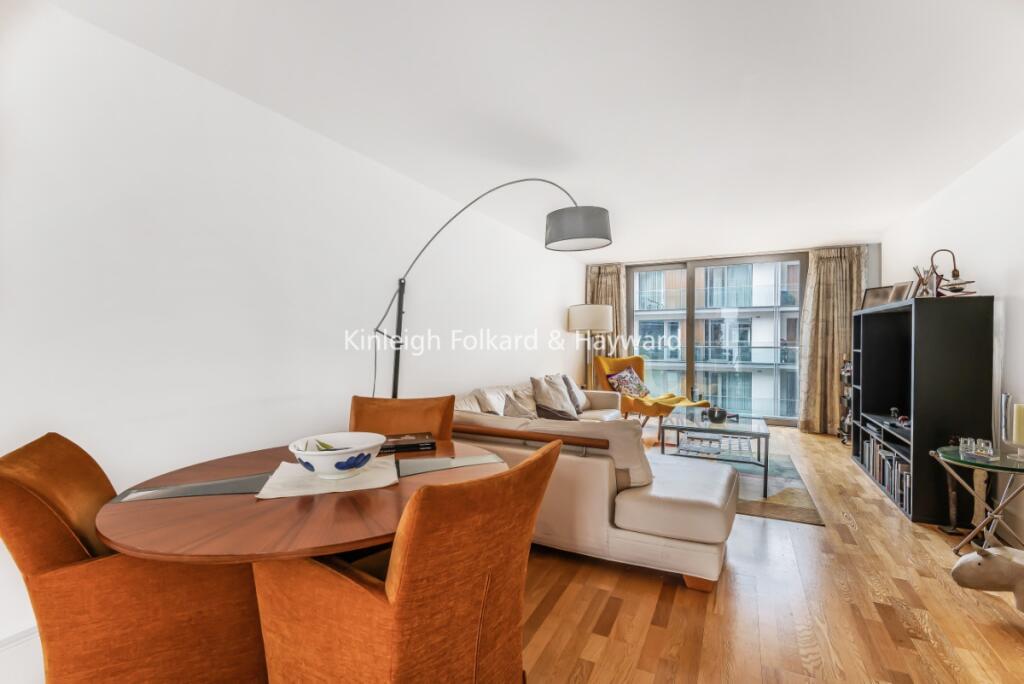 2 bed 1st Floor Flat for rent in Stoke Newington. From Kinleigh Folkard & Hayward