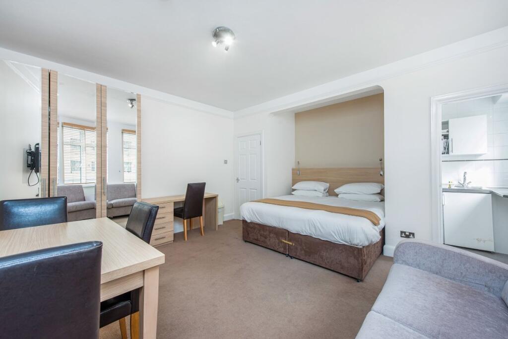 4 bed 1st Floor Flat for rent in London. From Kinleigh Folkard & Hayward
