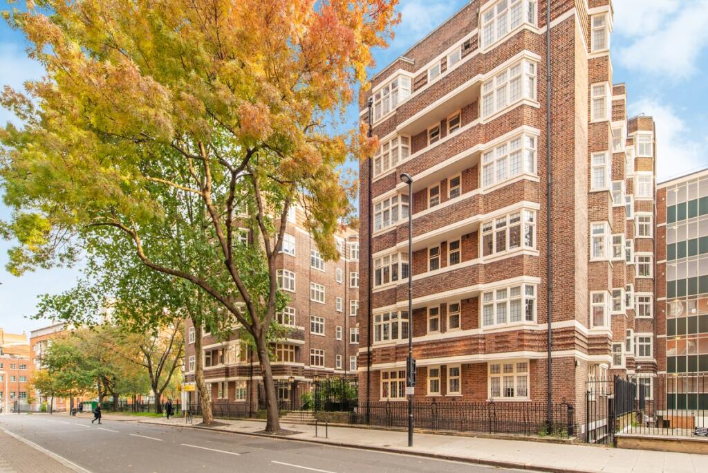 1 bed 1st Floor Flat for rent in Islington. From Kinleigh Folkard & Hayward