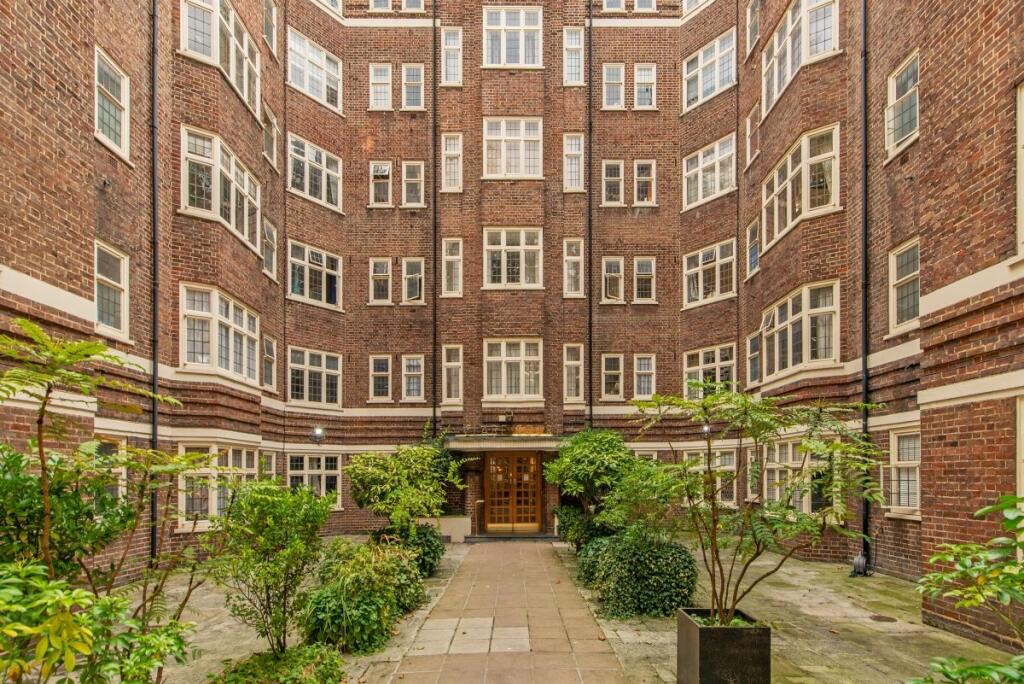 1 bed 1st Floor Flat for rent in Islington. From Kinleigh Folkard & Hayward