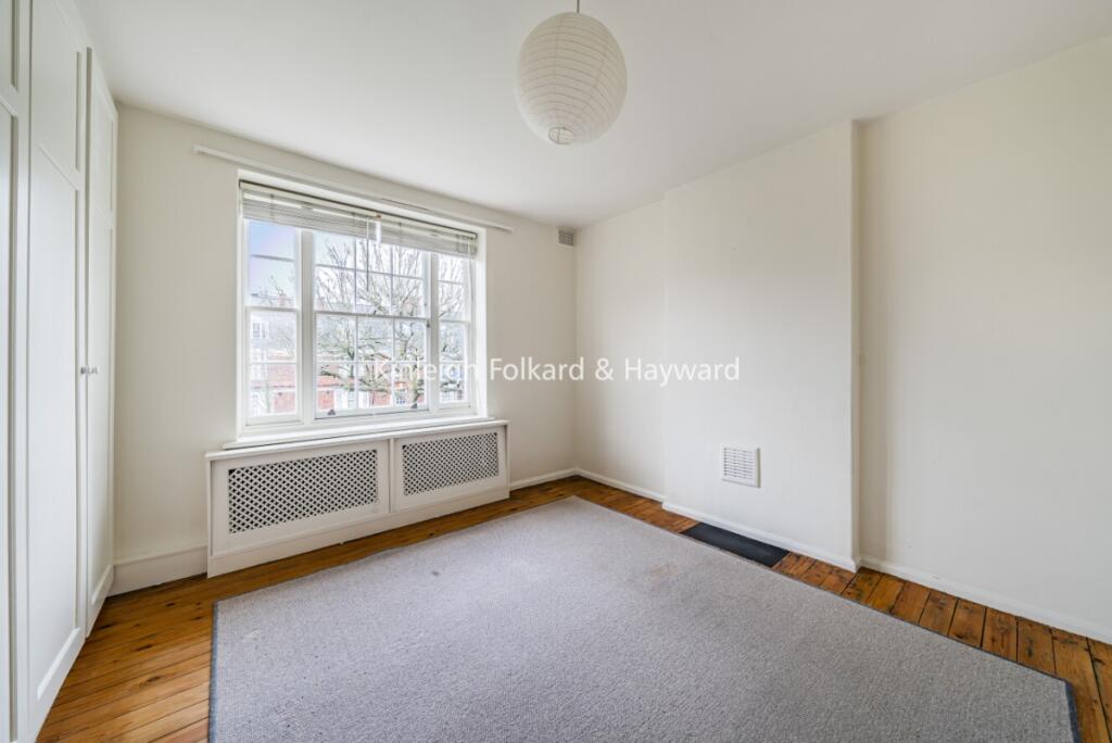3 bed 1st Floor Flat for rent in London. From Kinleigh Folkard & Hayward 3 bed 1st Floor Flat for rent in London. From Kinleigh Folkard & Hayward