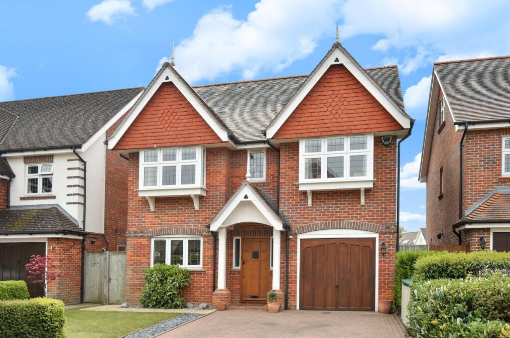 6 bed Detached for rent in Beckenham. From Kinleigh Folkard & Hayward - Sales - Beckenham