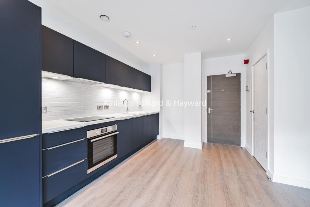 1 bed 1st Floor Flat for rent in Beckenham. From Kinleigh Folkard & Hayward - Sales - Beckenham 1 bed 1st Floor Flat for rent in Beckenham. From Kinleigh Folkard & Hayward - Sales - Beckenham