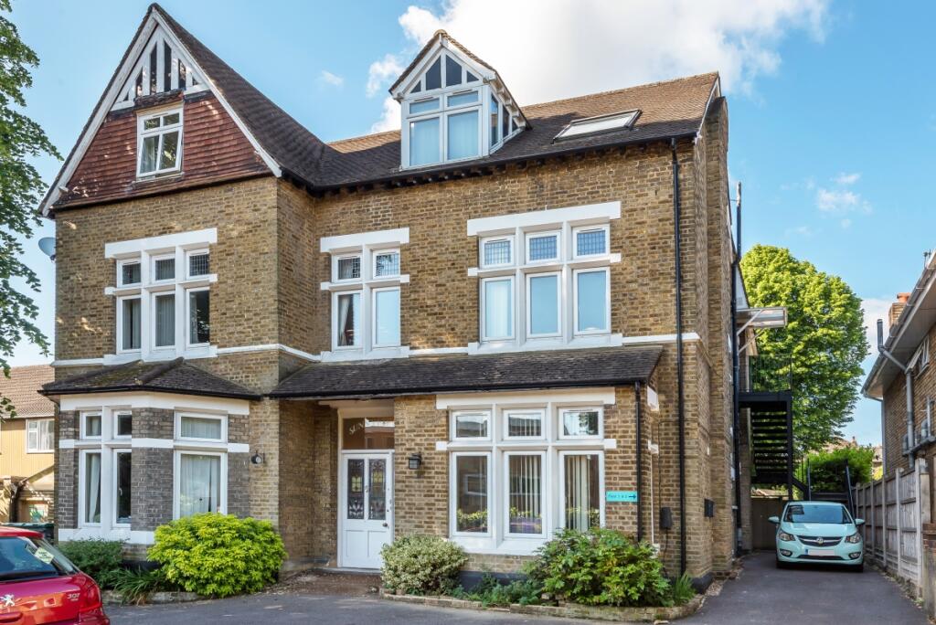 1 bed 1st Floor Flat for rent in Keston Mark. From Kinleigh Folkard & Hayward - Sales - Beckenham