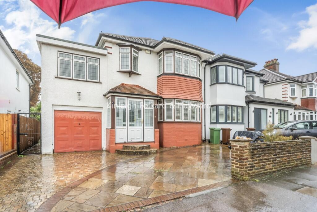 4 bed Detached for rent in Keston. From Kinleigh Folkard & Hayward - Sales - Beckenham 4 bed Detached for rent in Keston. From Kinleigh Folkard & Hayward - Sales - Beckenham