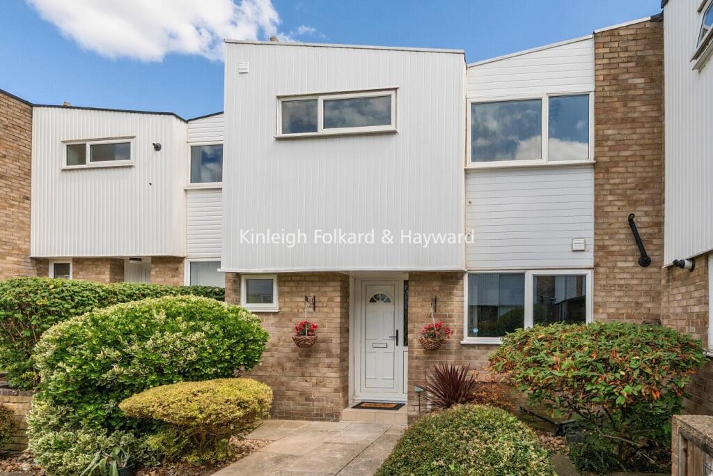 3 bed Mid Terraced House for rent in Croydon. From Kinleigh Folkard & Hayward - Sales - Beckenham