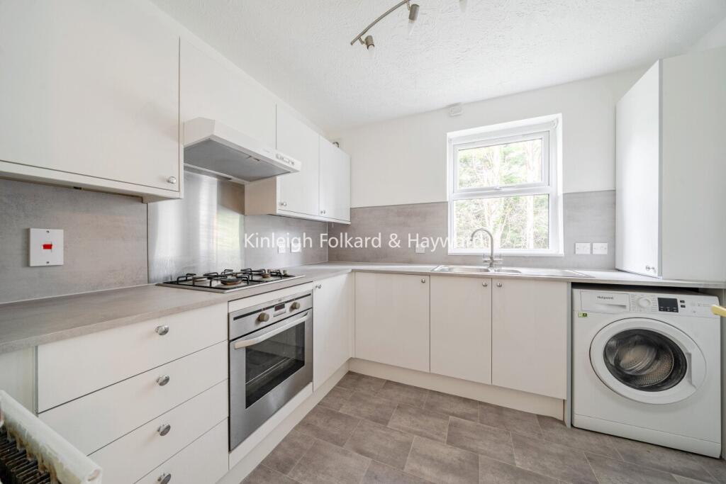 2 bed 1st Floor Flat for rent in Beckenham. From Kinleigh Folkard & Hayward - Sales - Beckenham