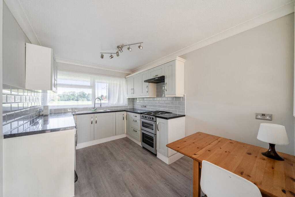 1 bed 1st Floor Flat for rent in Beckenham. From Kinleigh Folkard & Hayward - Sales - Beckenham 1 bed 1st Floor Flat for rent in Beckenham. From Kinleigh Folkard & Hayward - Sales - Beckenham