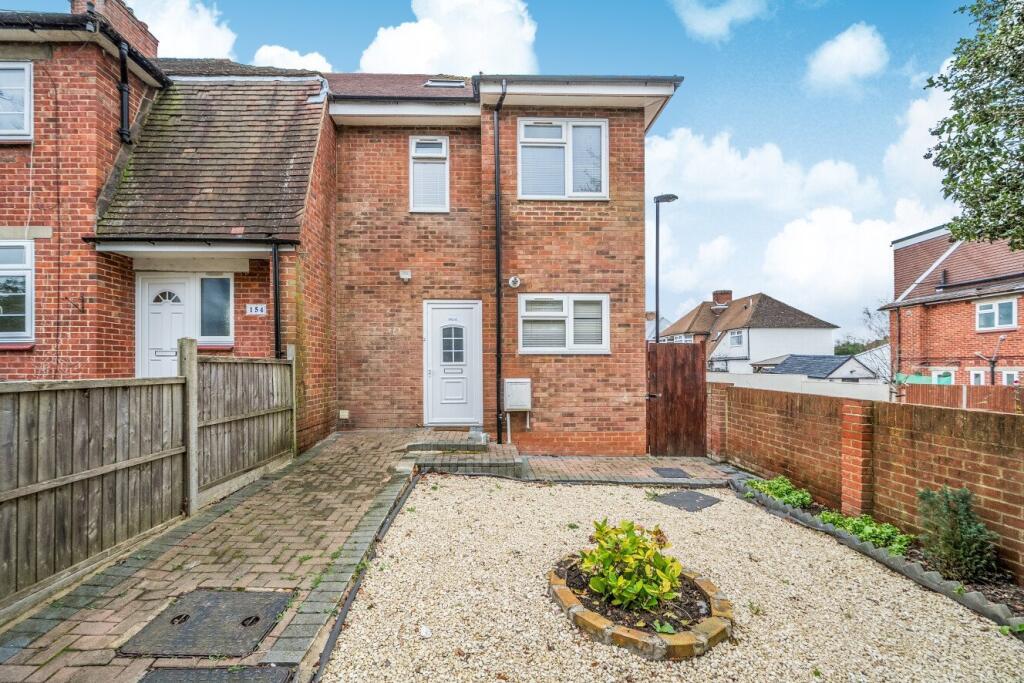 3 bed Mid Terraced House for rent in Croydon. From Kinleigh Folkard & Hayward - Sales - Beckenham