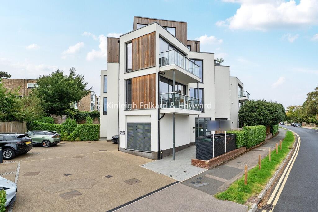 2 bed 1st Floor Flat for rent in Beckenham. From Kinleigh Folkard & Hayward - Sales - Beckenham