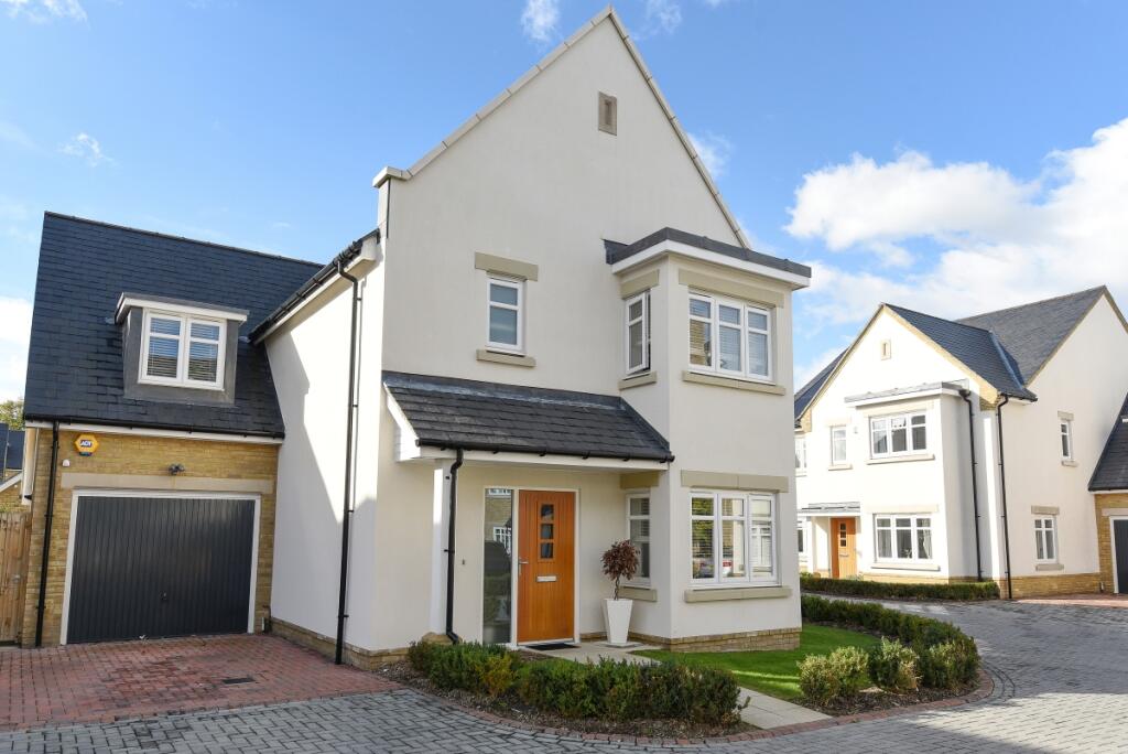 4 bed Detached for rent in Beckenham. From Kinleigh Folkard & Hayward - Sales - Beckenham 4 bed Detached for rent in Beckenham. From Kinleigh Folkard & Hayward - Sales - Beckenham
