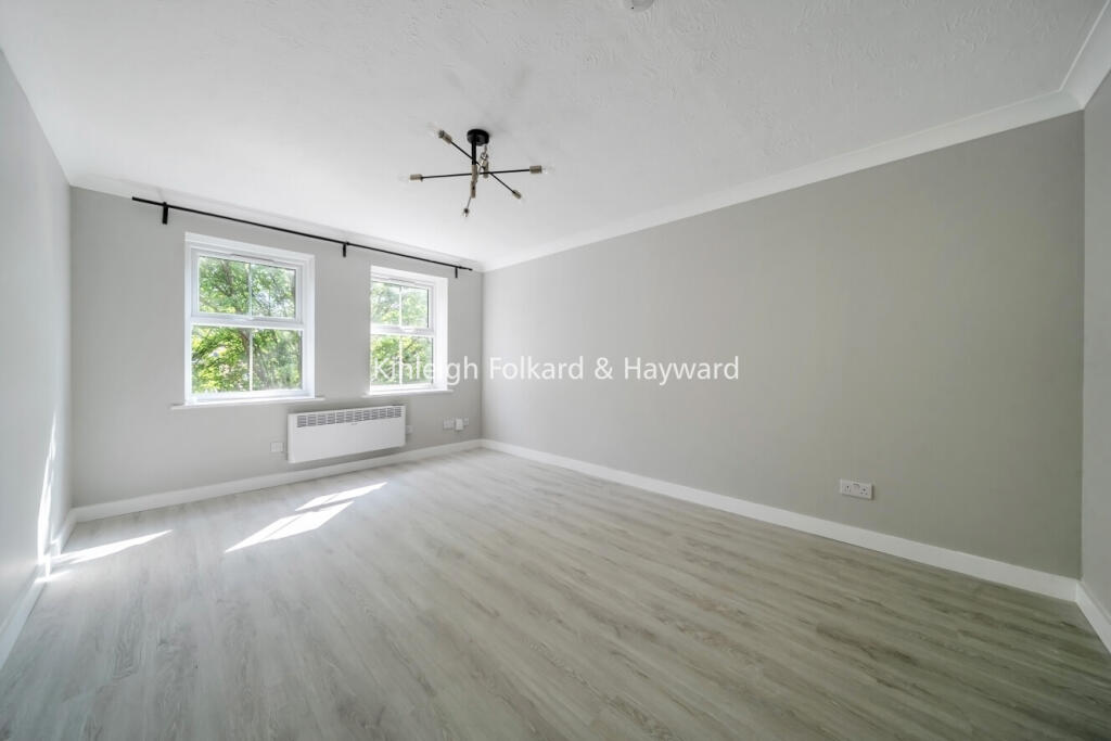 2 bed 1st Floor Flat for rent in Chiswick. From Kinleigh Folkard & Hayward - Sales - Chiswick